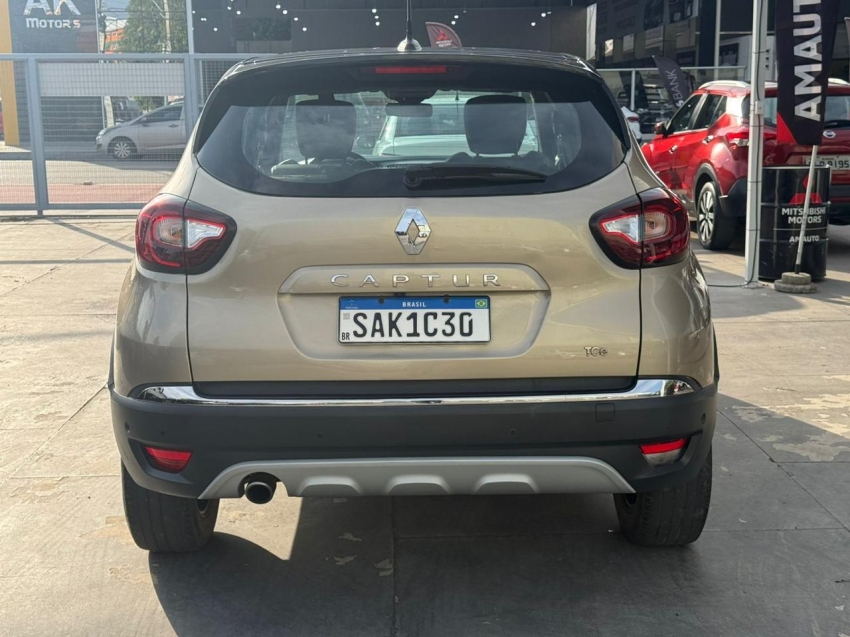 renault captur 1.3 tce flex iconic x-tronic gasolina 5p automatico 20223