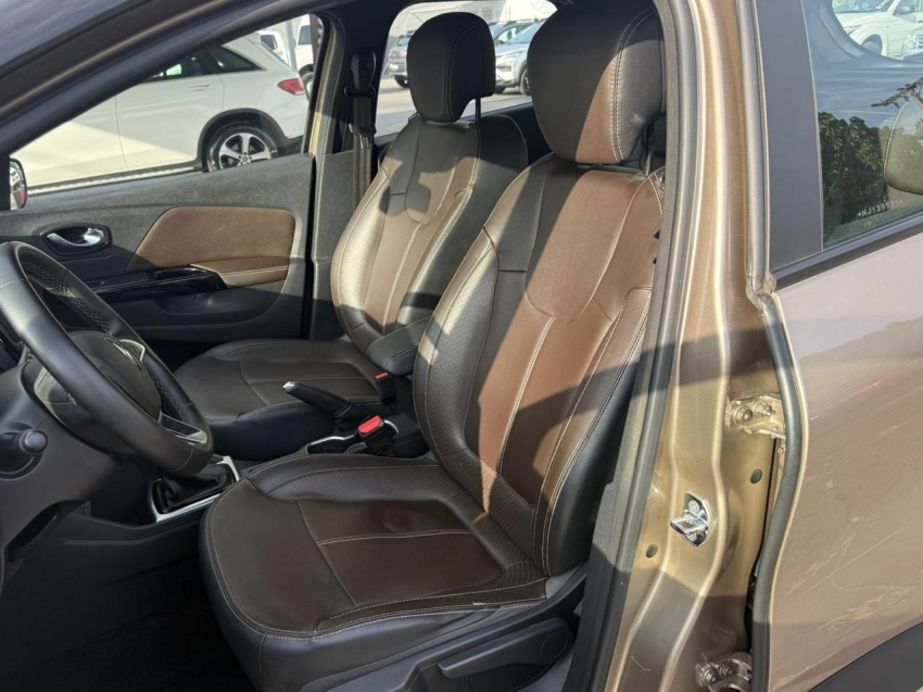 renault captur 1.3 tce flex iconic x-tronic gasolina 5p automatico 20225