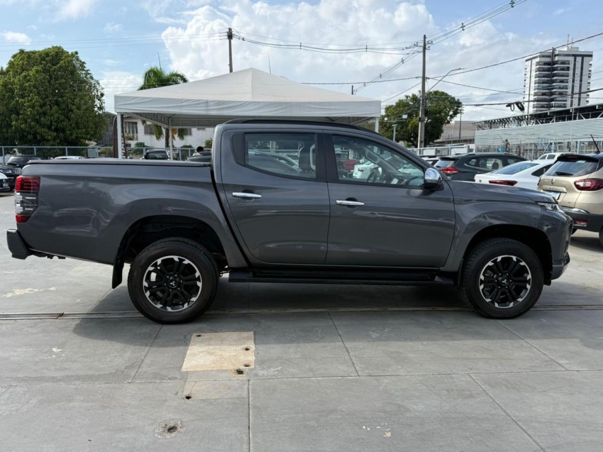 mitsubishi l200 triton 2.4 turbo diesel 4x4 at sport hpe 4p automatico 20242