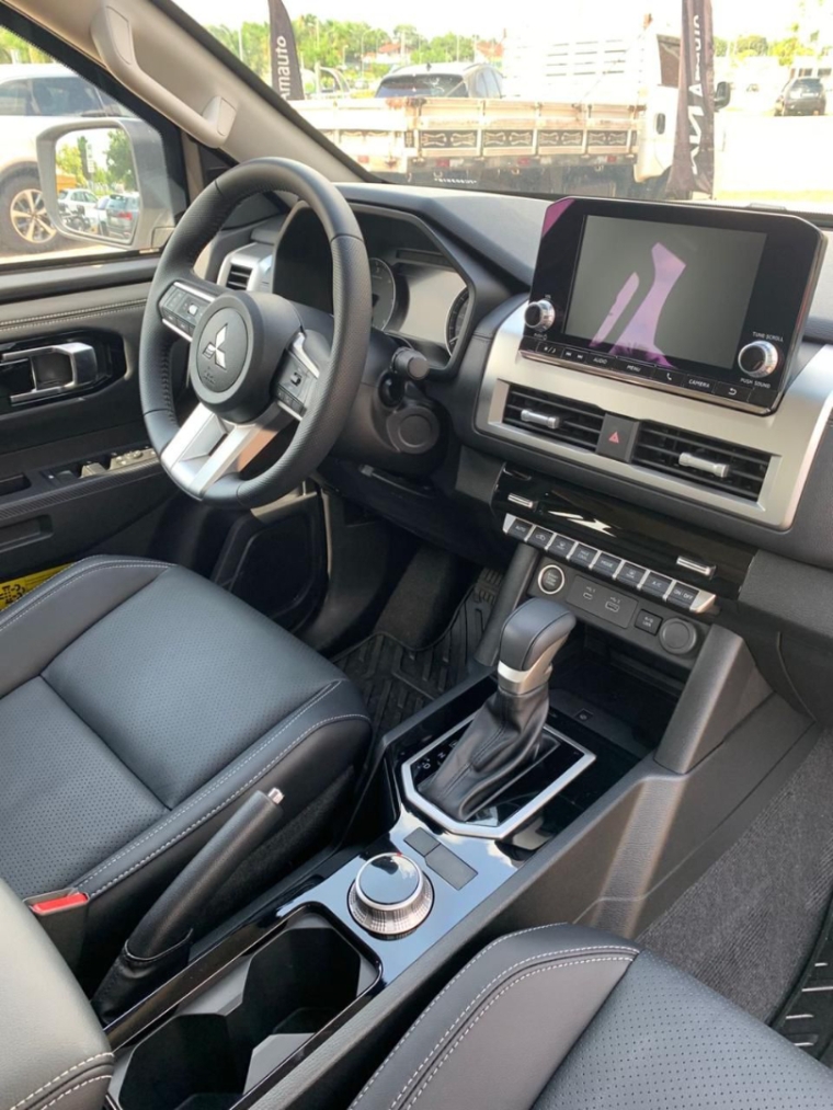 mitsubishi l200 triton 2.4 16v turbo diesel sport hpe cd 4p 4x4 automatico 20264