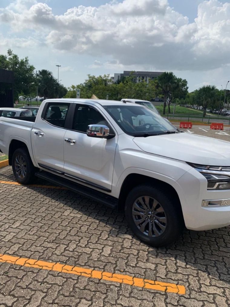 mitsubishi l200 triton 2.4 16v turbo diesel sport hpe cd 4p 4x4 automatico 20261