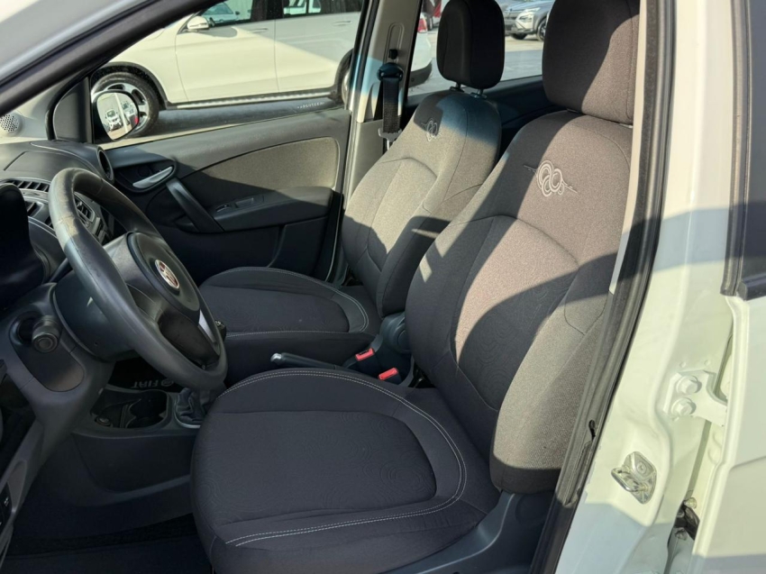 fiat grand siena 1.0 evo flex attractive manual 1.4 gasolina 4p 20194