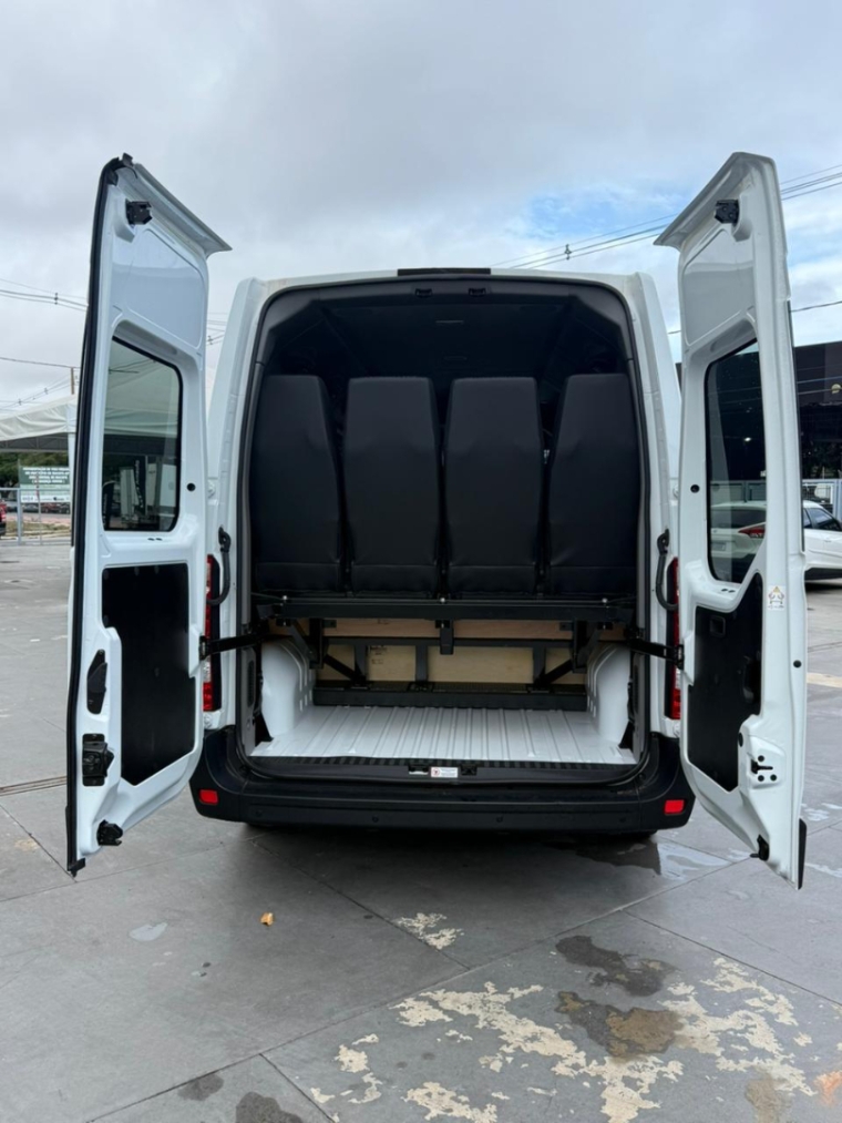 renault master minibusls diesel 4p manual 20253