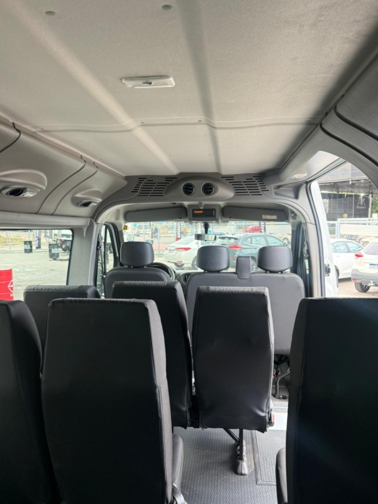 renault master minibusls diesel 4p manual 202511