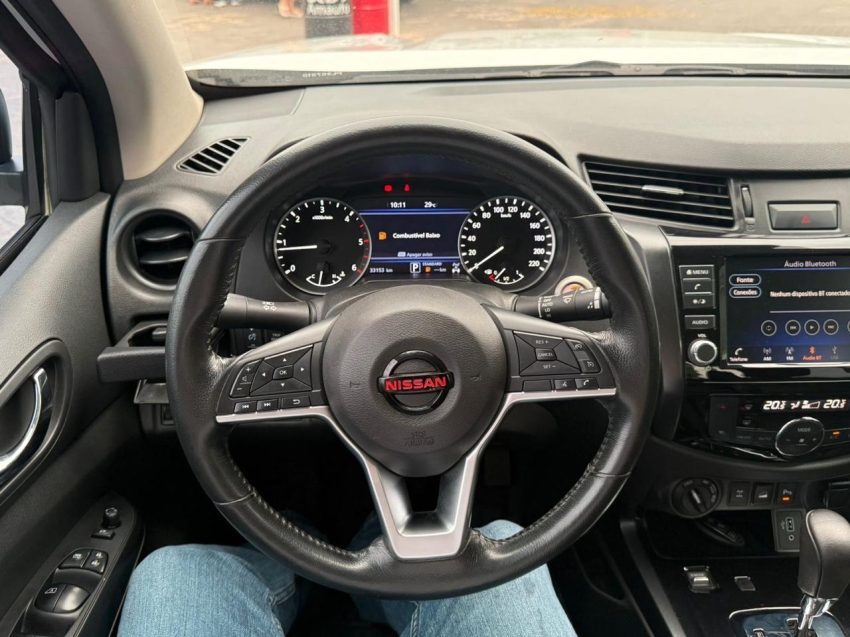 nissan frontier 2.3 16v turbo diesel pro4x cd 4x4 automatico 2.4 4p 20235