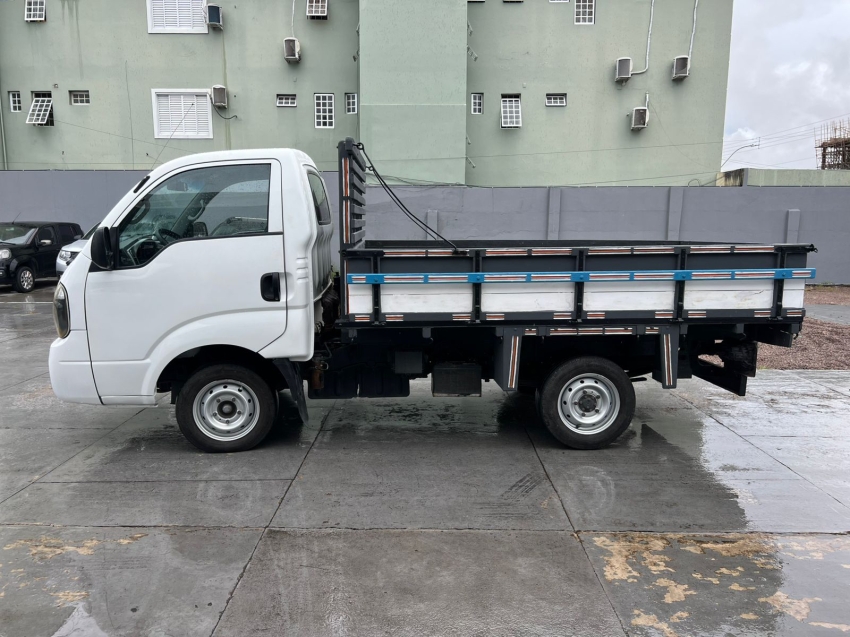 kia bongo 3l sem ac 4x2 diesel 2p manual 20183