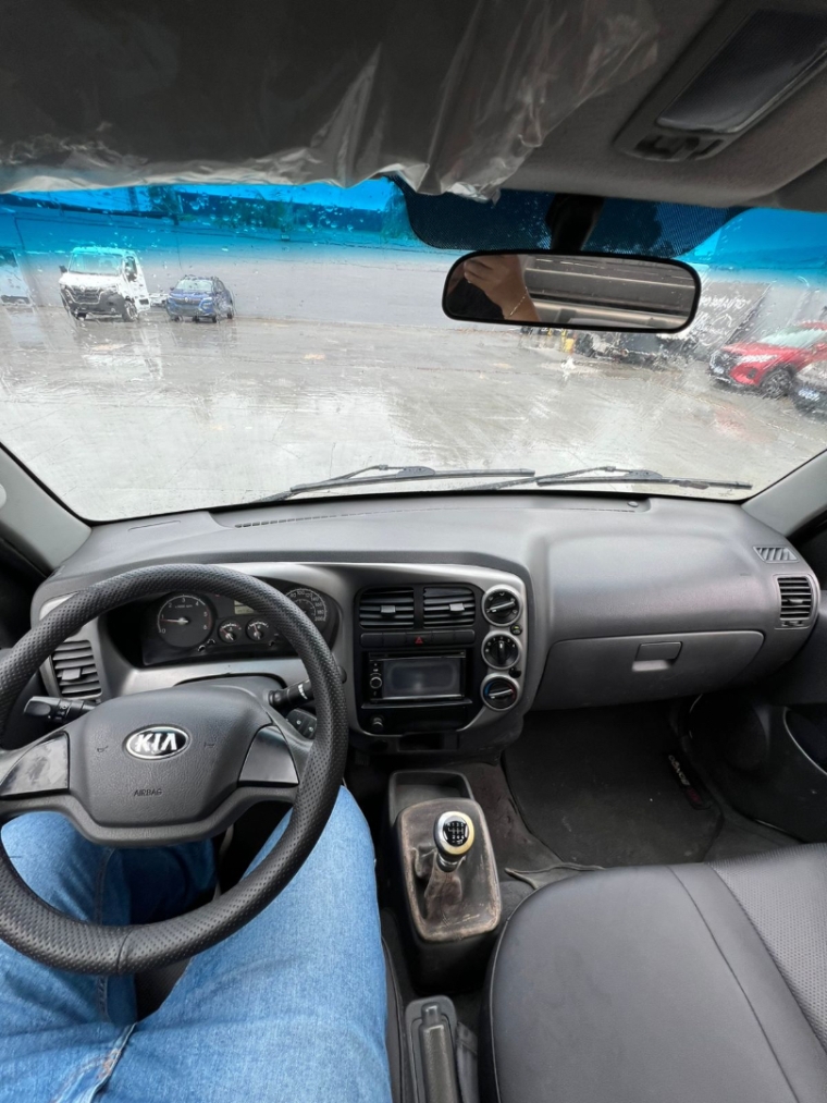kia bongo 3l sem ac 4x2 diesel 2p manual 20188