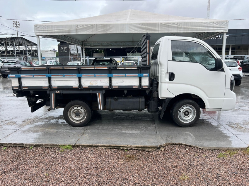 kia bongo 3l sem ac 4x2 diesel 2p manual 20185