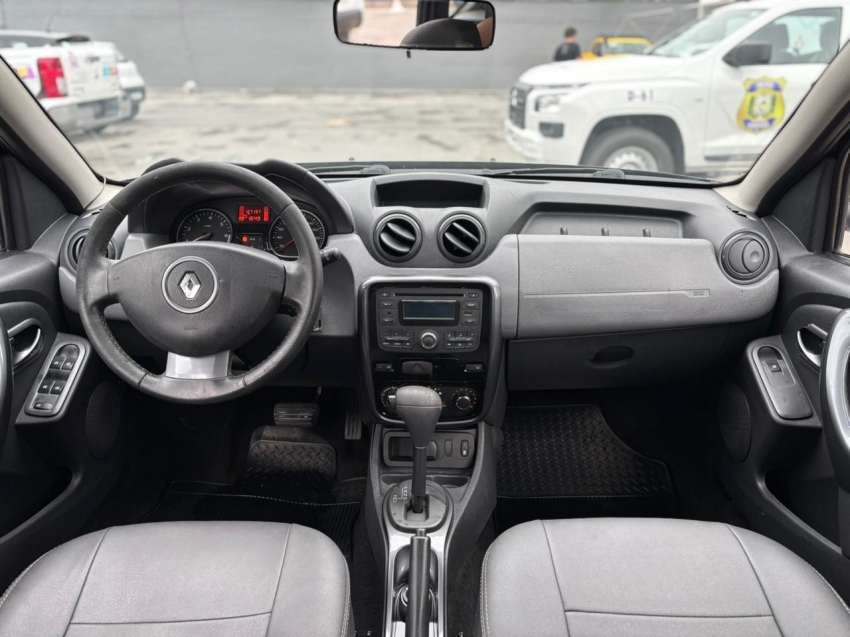 renault duster 2.0 tech road 4x2 16v flex 4p automatico 5p 20135