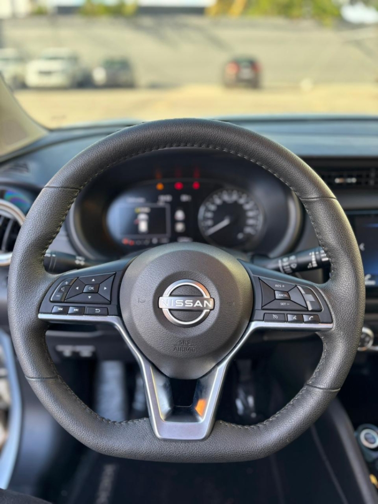 nissan kicks play 1.6 16v flexstart advance plus xtronic flex 5p automatico 20255