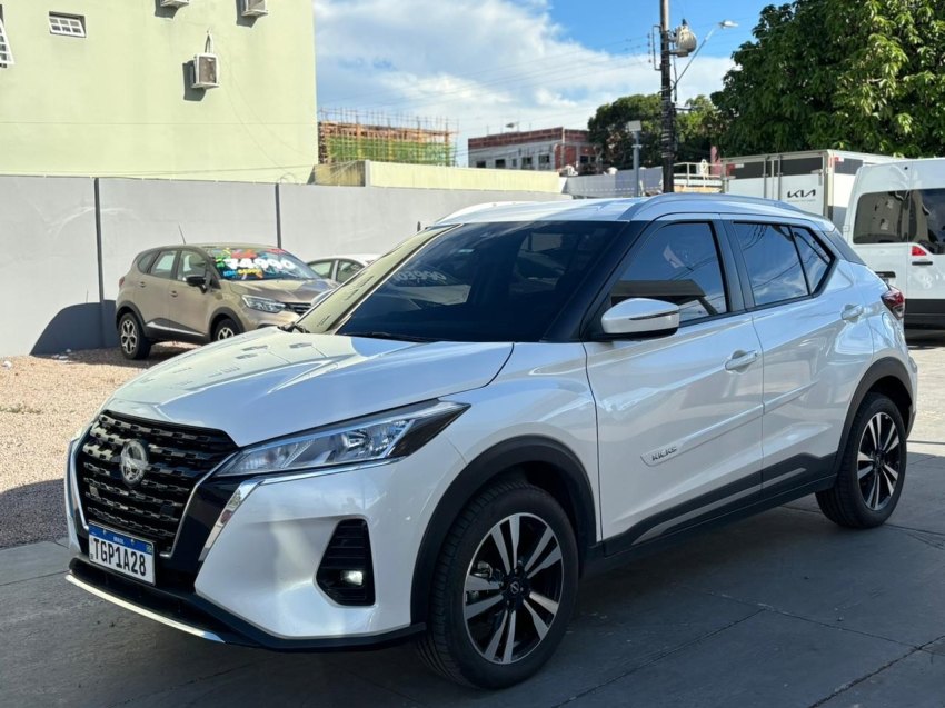 nissan kicks play 1.6 16v flexstart advance plus xtronic flex 5p automatico 2025