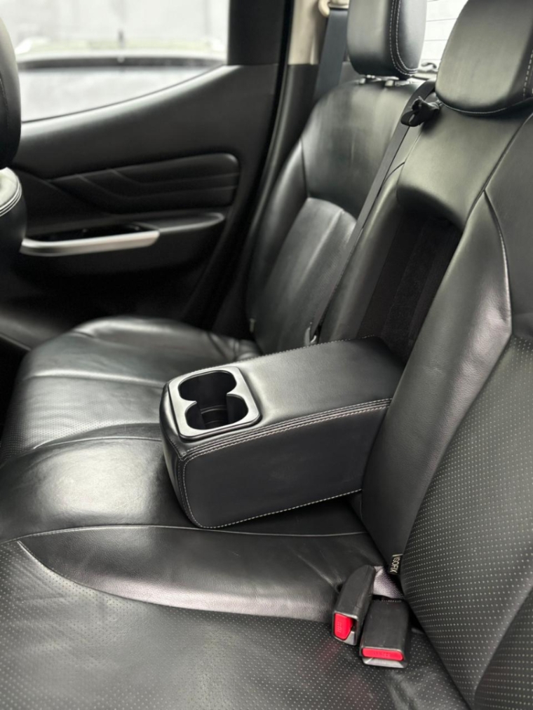 mitsubishi l200 triton 2.4 16v turbo diesel sport hpe cd 4p 4x4 automatico 202111