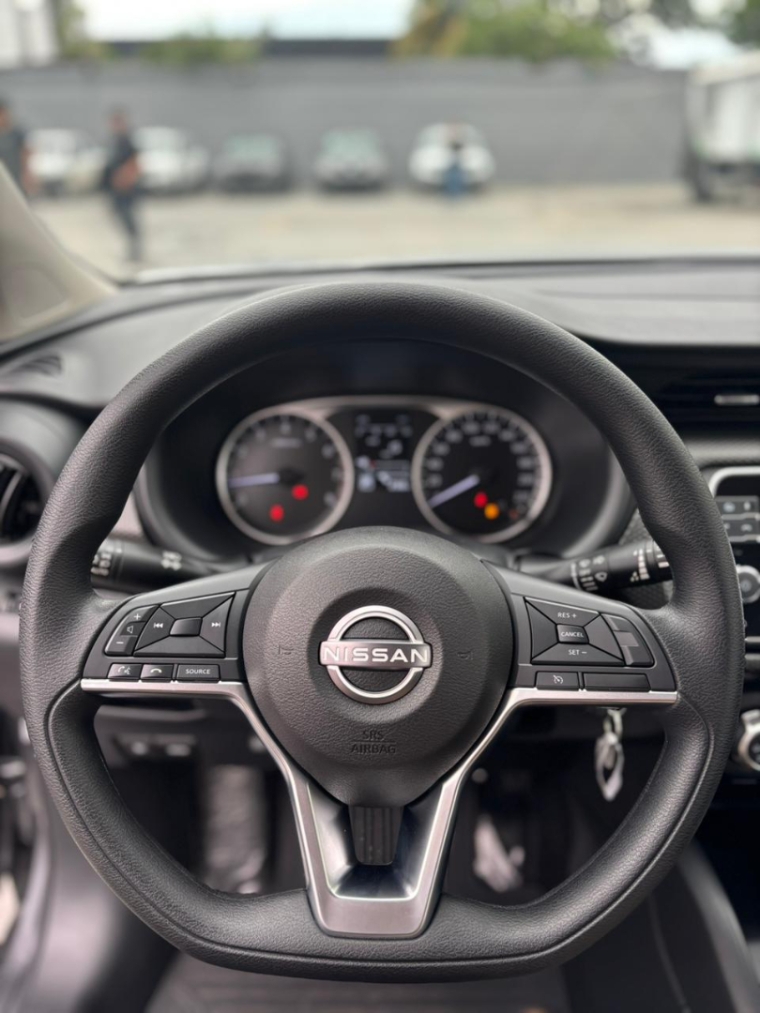 nissan kicks play 1.6 16v flexstart sense xtronic flex 4p automatico 20253