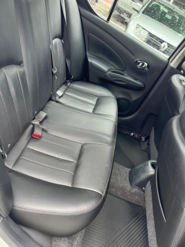 nissan versa 1.6 16v flex sl 4p manual 201811