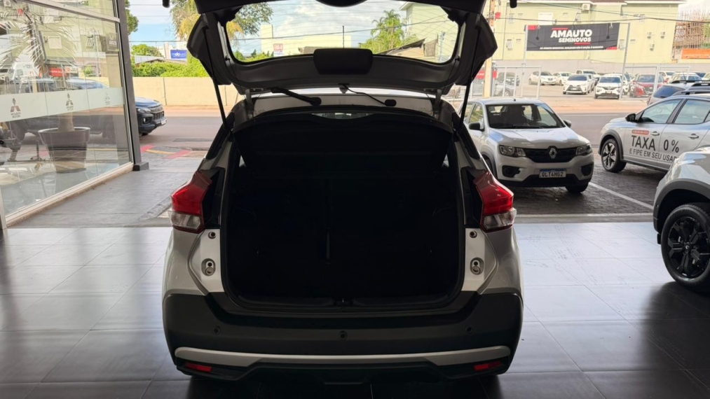 nissan kicks 1.6 16v flexstart sl 4p xtronic flex automatico 20204