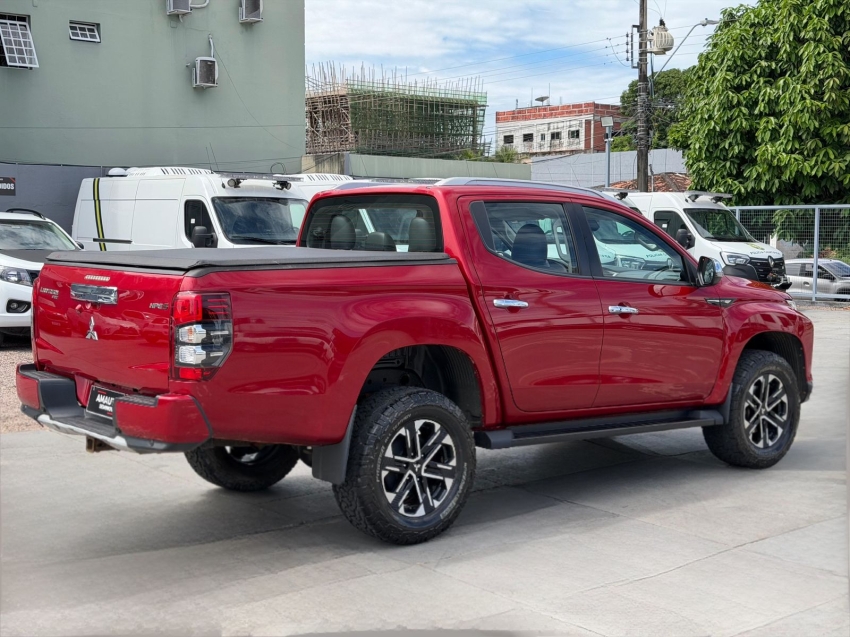 mitsubishi l200 triton 2.4 16v turbo diesel sport hpe-s cd 4p 4x4 automatico 20252