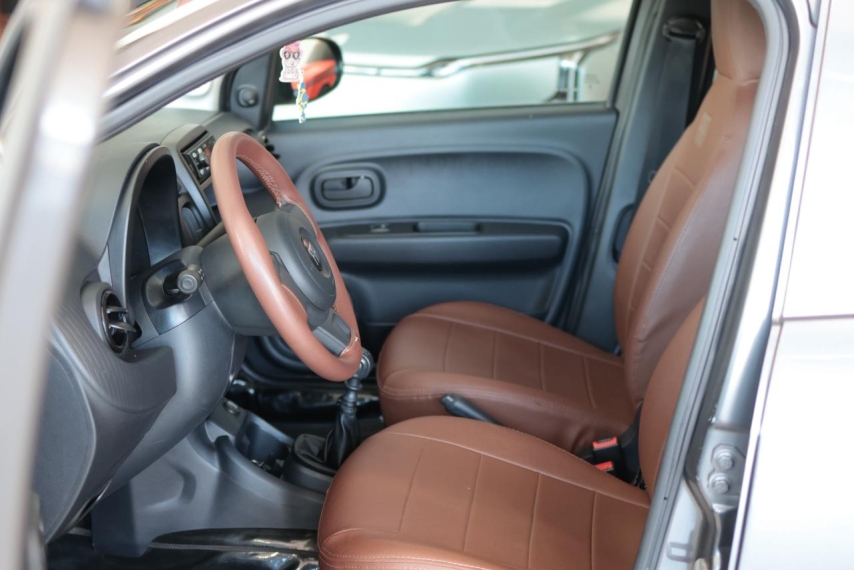 fiat mobi 1.0 evo flex like. manual 4p 202411