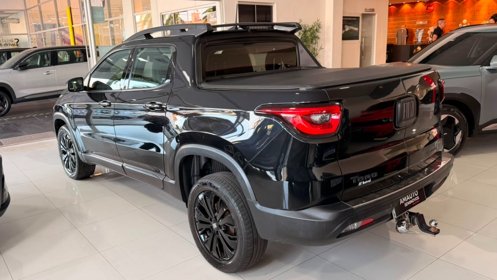 fiat toro 1.3 turbo 270 flex volcano at6 diesel 4p automatico 20233