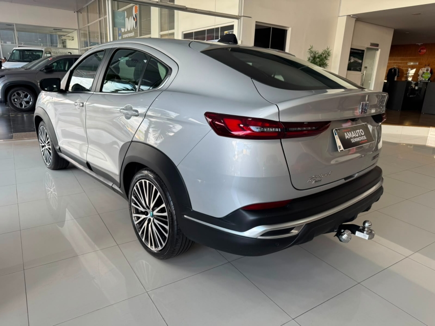 fiat fastback 1.3 turbo 270 flex limited edition at6 4p automatico 20246