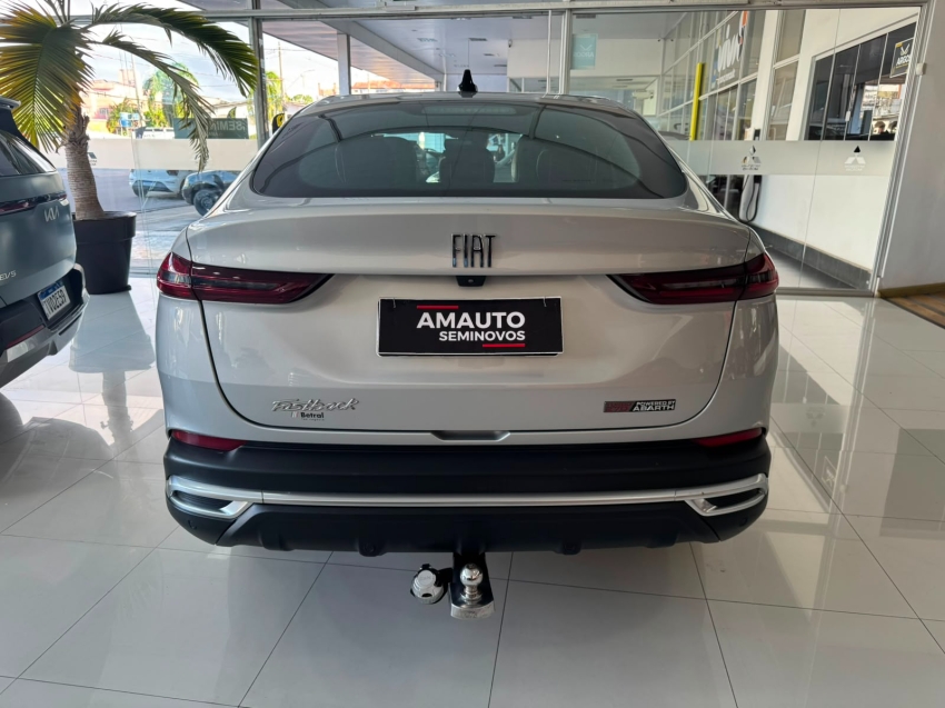 fiat fastback 1.3 turbo 270 flex limited edition at6 4p automatico 20244