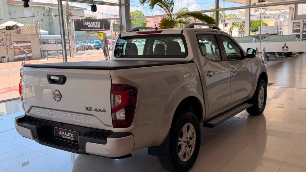 nissan frontier 2.3 16v turbo diesel xe cd 4x4 automatico 4p 20243