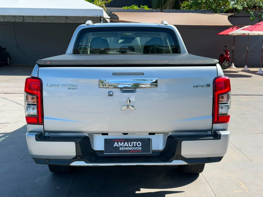 mitsubishi triton 2.4 biturbo diesel hpe-s 4x4 automatico 4p 20245