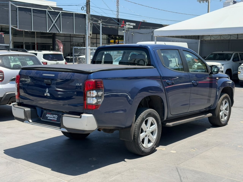 mitsubishi l200 triton 2.4 16v turbo diesel sport gls cd 4p 4x4 automatico 20223