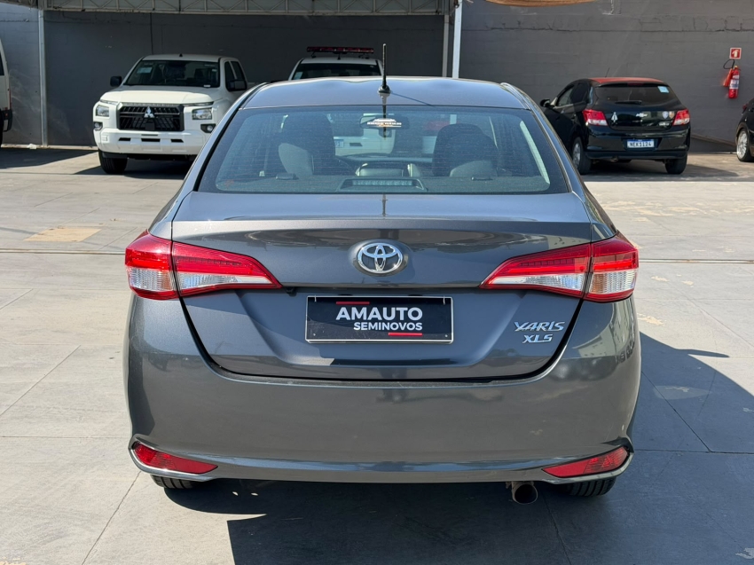 toyota yaris 1.5 16v flex sedan xls connect multidrive 4p automatico 20225