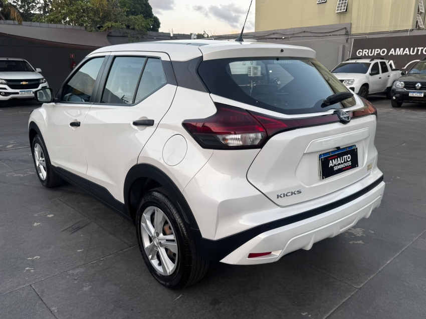 nissan kicks 1.6 16v flexstart active xtronic flex 4p automatico 20243