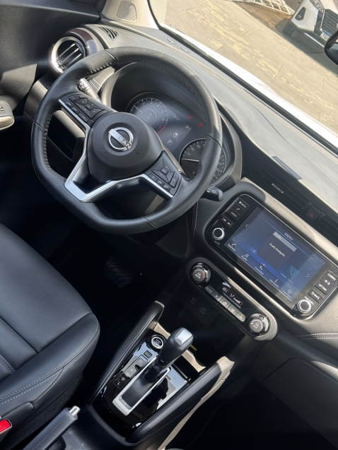 nissan kicks 1.6 16v flexstart exclusive xtronic flex 4p automatico 20237