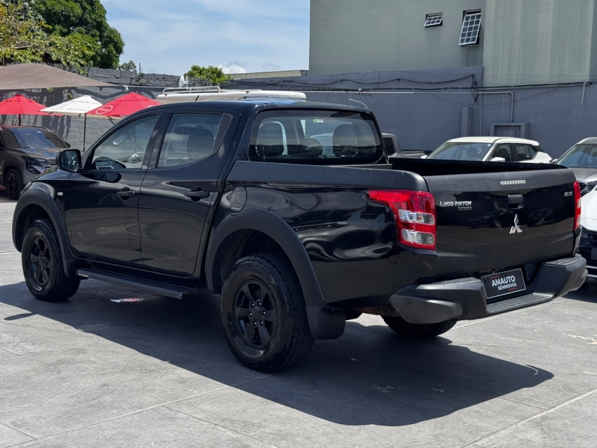 mitsubishi l200 triton 2.4 16v turbo diesel gls cd 4x4 automatico 4p 20224