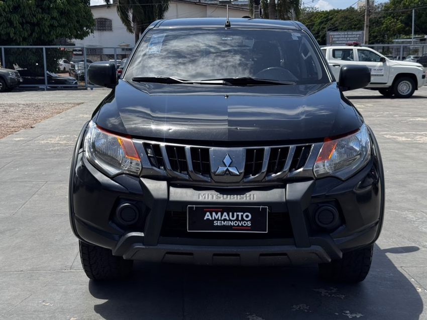 mitsubishi l200 triton 2.4 16v turbo diesel gls cd 4x4 automatico 4p 20222
