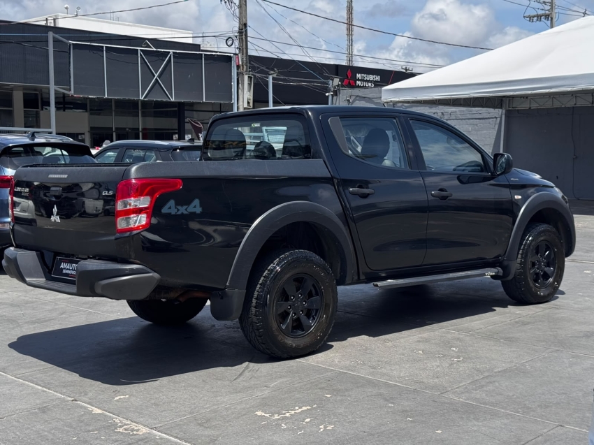 mitsubishi l200 triton 2.4 16v turbo diesel gls cd 4x4 automatico 4p 20225