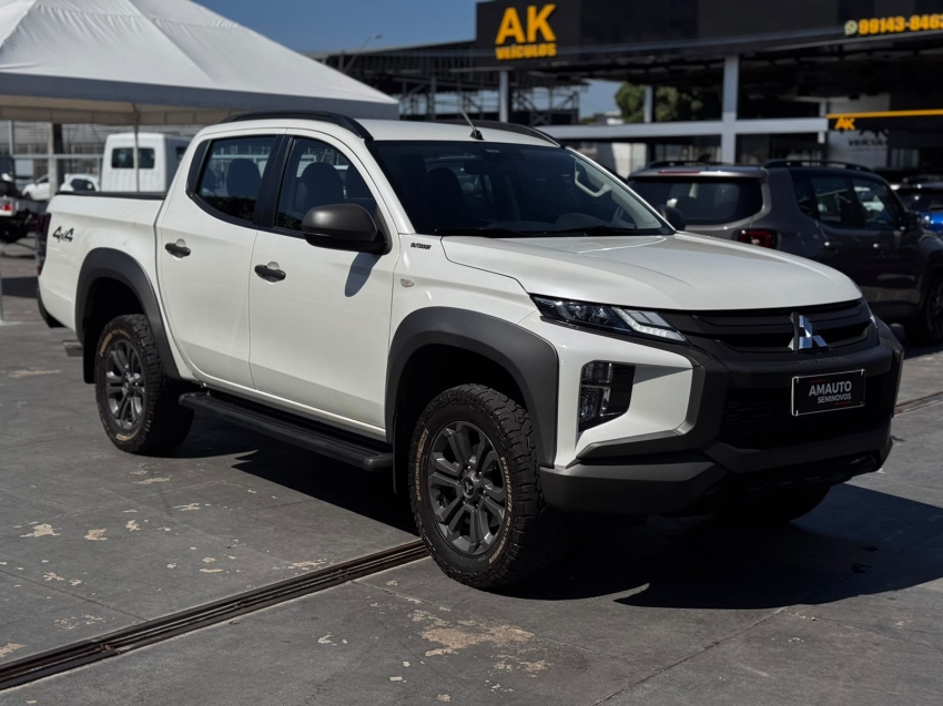 mitsubishi l200 triton 2.4 turbo diesel 4x4 at sport outdoor 4p automatico 20251