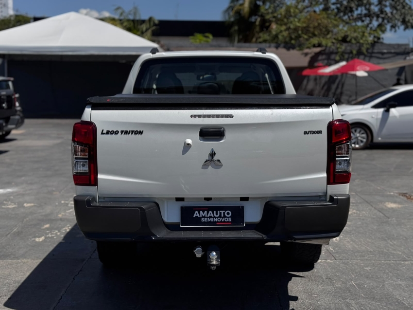 mitsubishi l200 triton 2.4 turbo diesel 4x4 at sport outdoor 4p automatico 20253