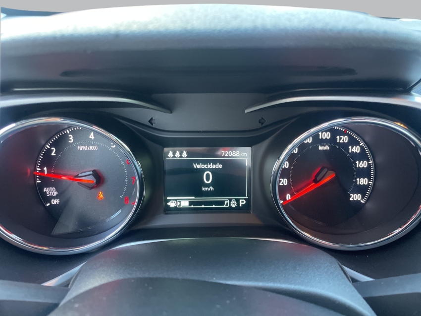 tracker 1.0 turbo flex lt automatico