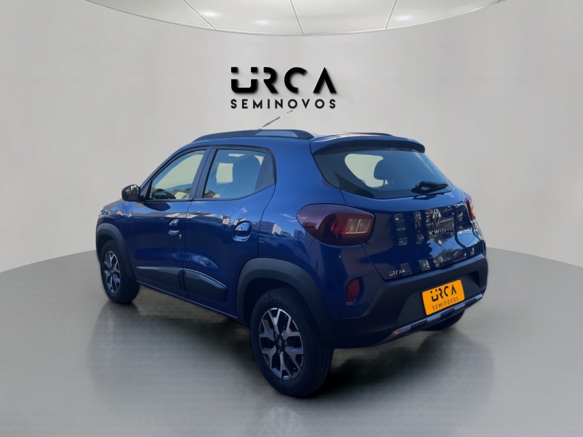 kwid outsider 1.0 manual flex