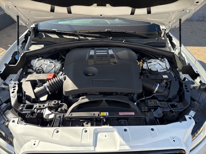 f-pace 3.0 p340 mhev r-dynamic se awd automatico