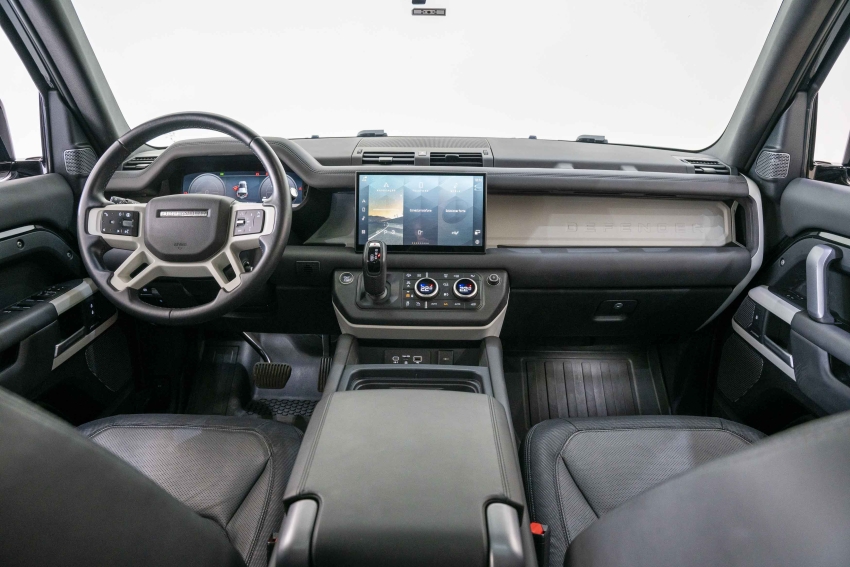 DEFENDER 2.0 P400e MHEV 110 X-DYNAMIC HSE AWD23