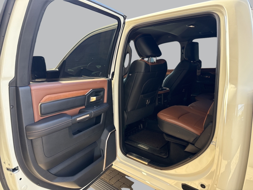 ram 3500 6.7 longhorn cd 4x4 automatico