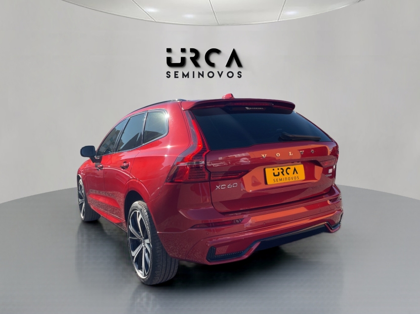 xc60 2.0 t8 recharge ultimate dark awd geartronic