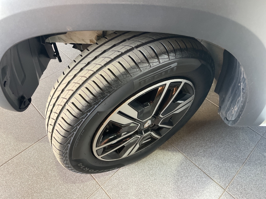 kwid 1.0 12v sce flex intense manual