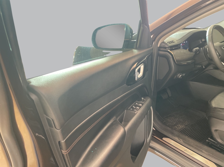 commander 2.0 td380 turbo diesel limited at9