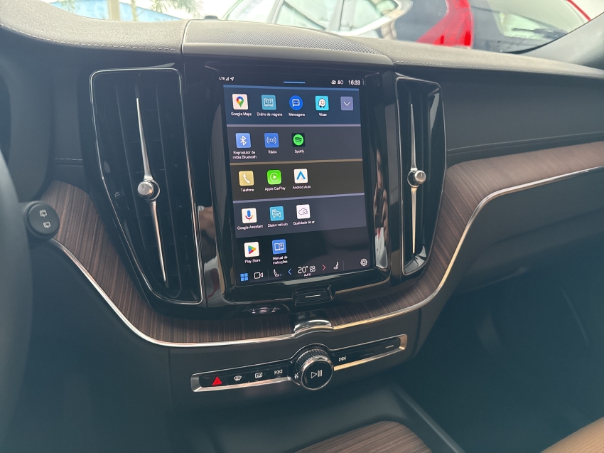 volvo xc60 2.0 t8 recharge ultimate awd