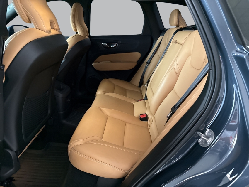 volvo xc60 2.0 t8 recharge ultimate awd