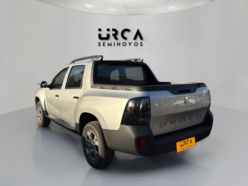 oroch 1.6 16v sce flex intense manual