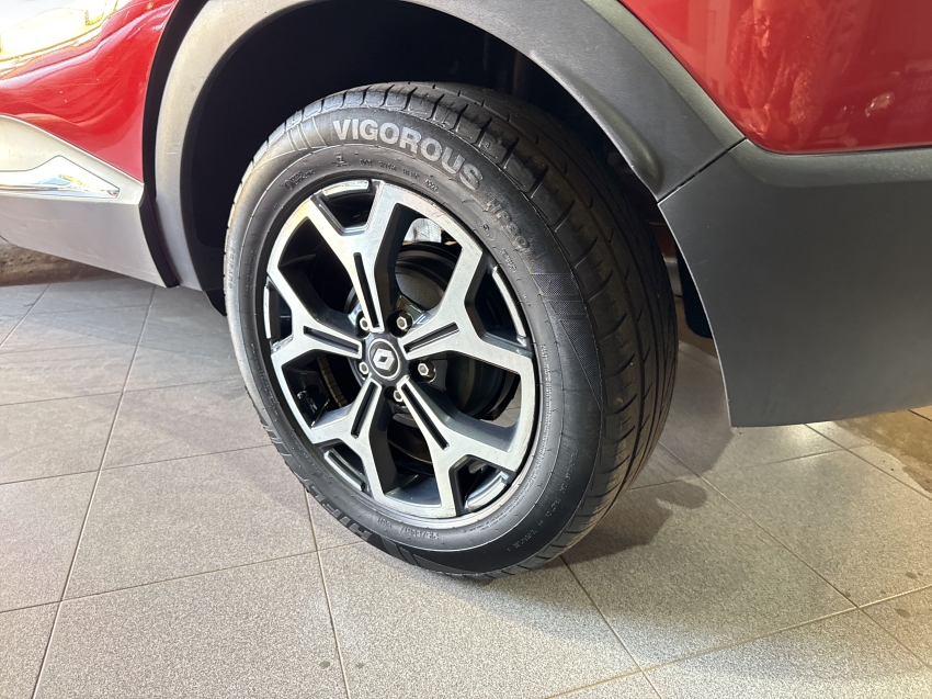 renault captur 1.3 tce flex iconic x-tronic 4p automatico 2023