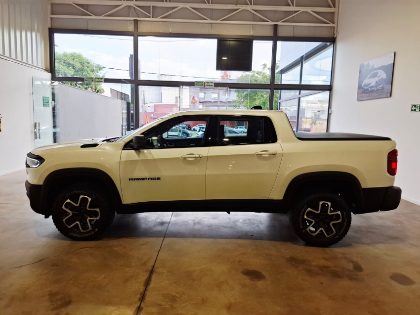 RAMPAGE 2.0 HURRICANE 4 TURBO GASOLINA REBEL 4X4 A2