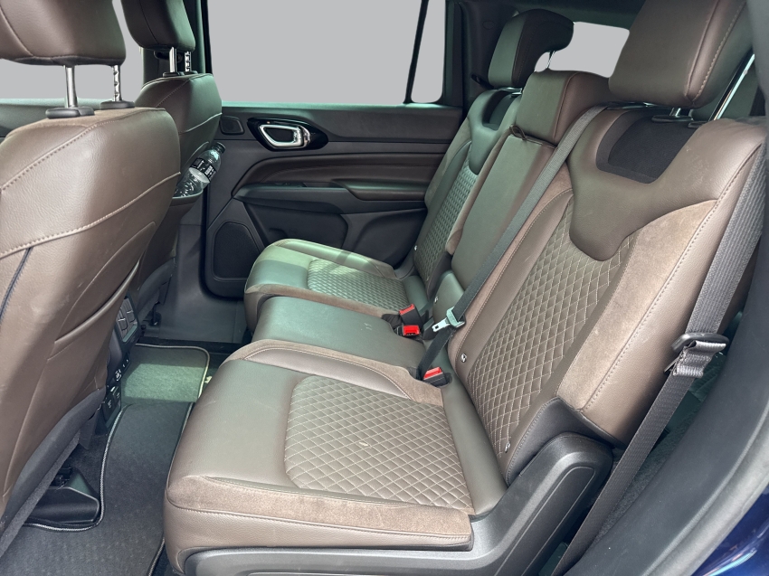 commander 2.0 td380 turbo diesel overland at9