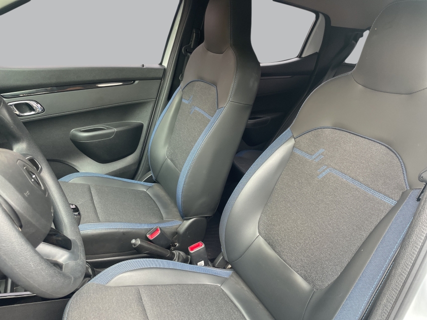 kwid intense 1.0 flex 12v 5p mec.11 kwid intense 1.0 flex 12v 5p mec.11